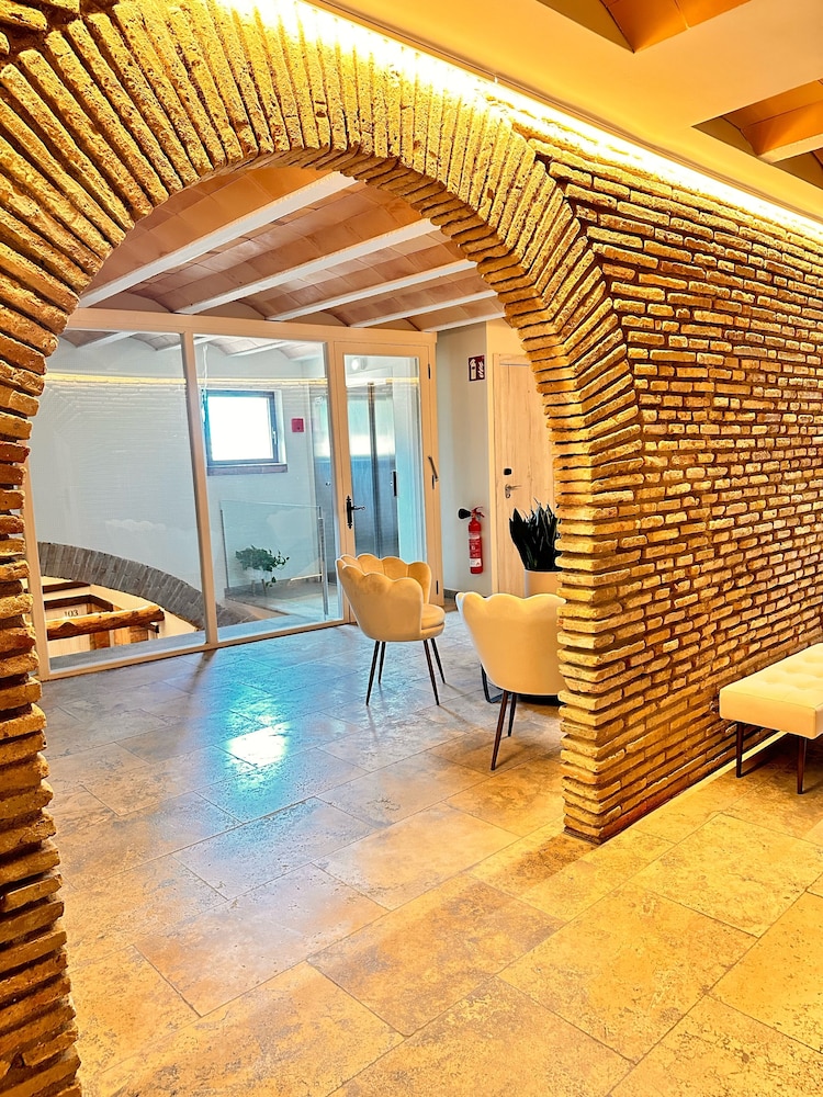 Boutique Hotel Comtal Empuries 19/50