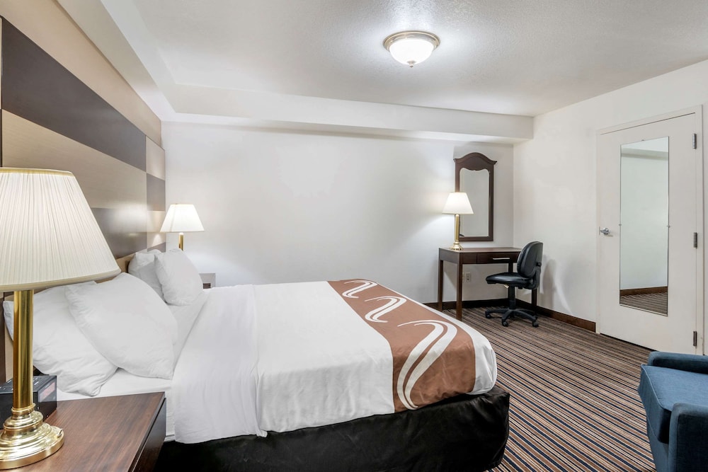 Quality Inn Central Roseburg 15/30