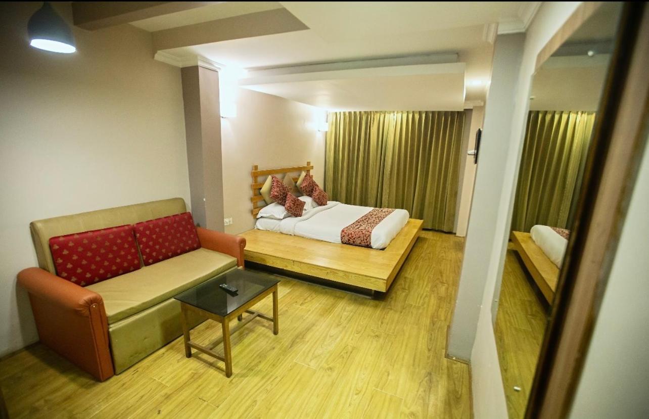 Hotel Maneck Residency 9/25