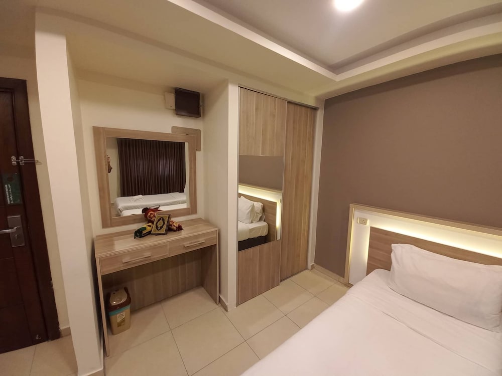 Lujain Hotel Suites 19/50