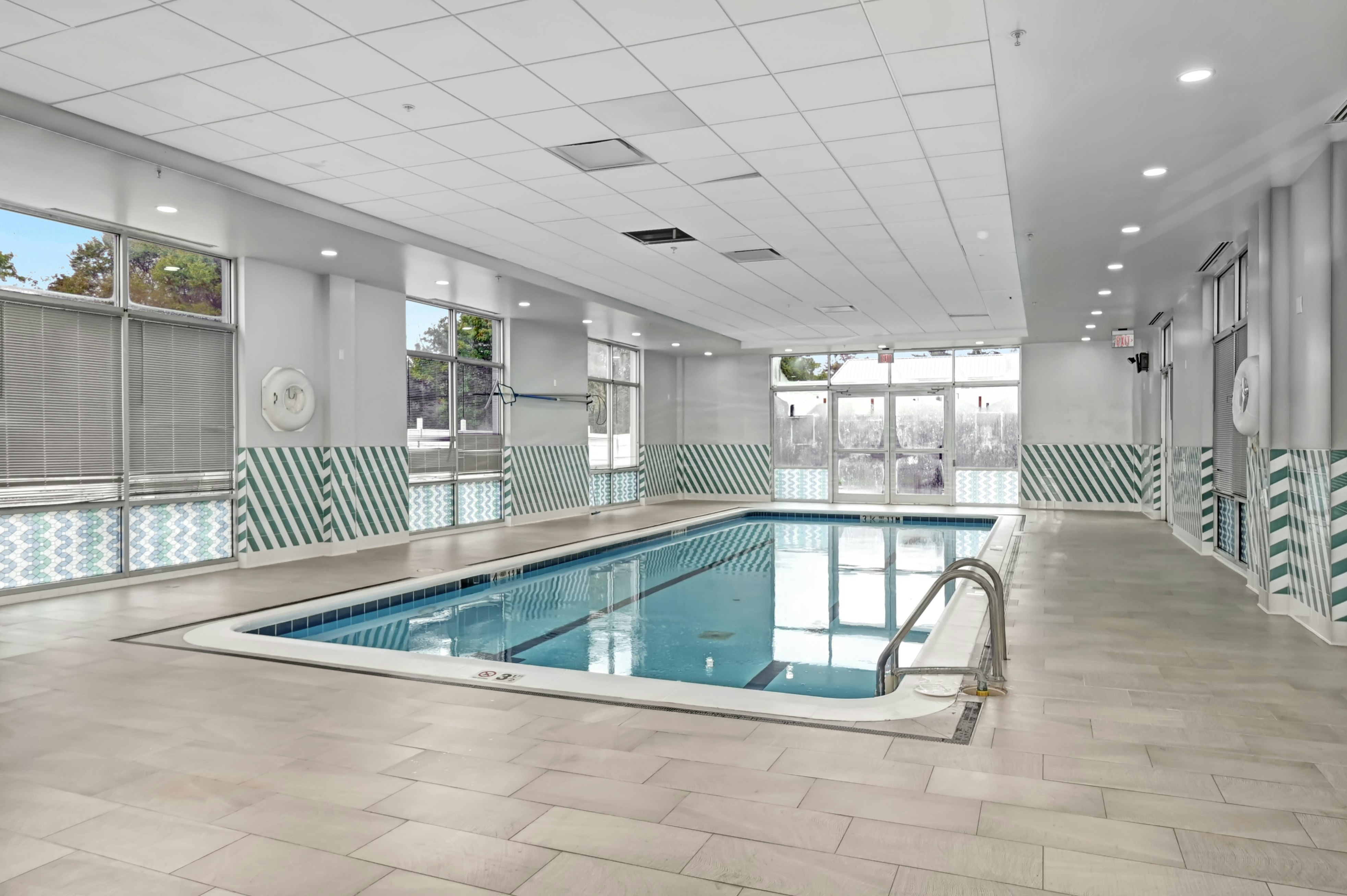 Holiday Inn Piscataway Somerset (Ex Radisson Hotel Piscataway) 40/81