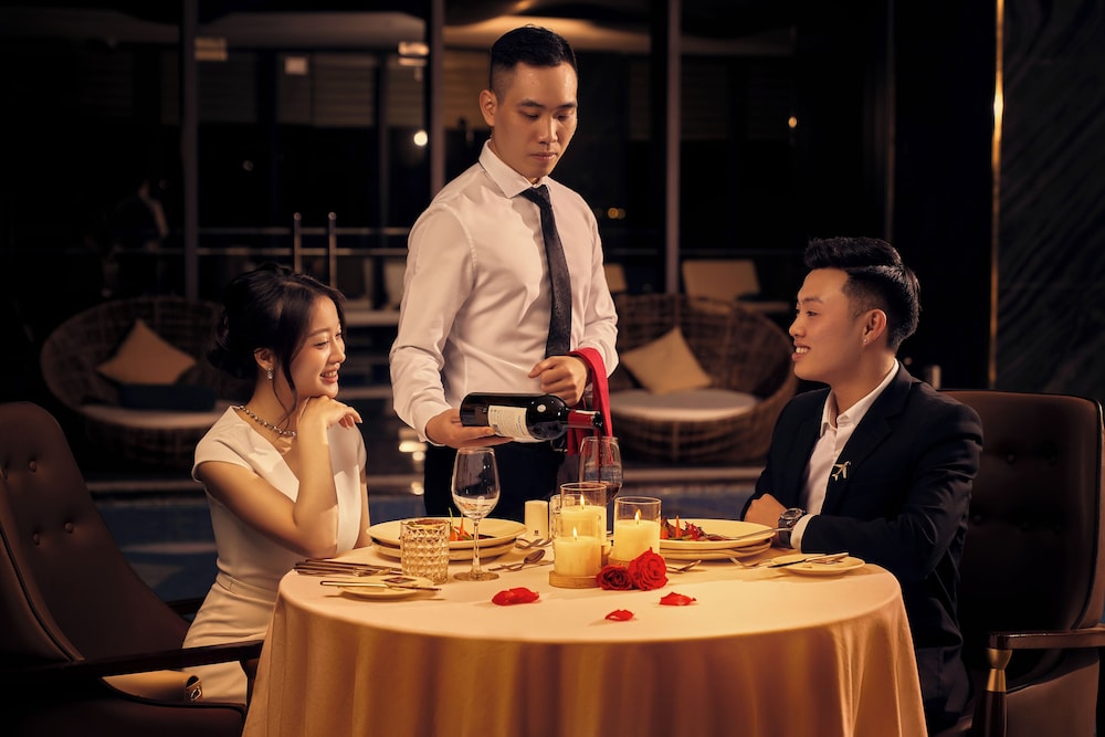 DeLaSea Ha Long Hotel 38/50