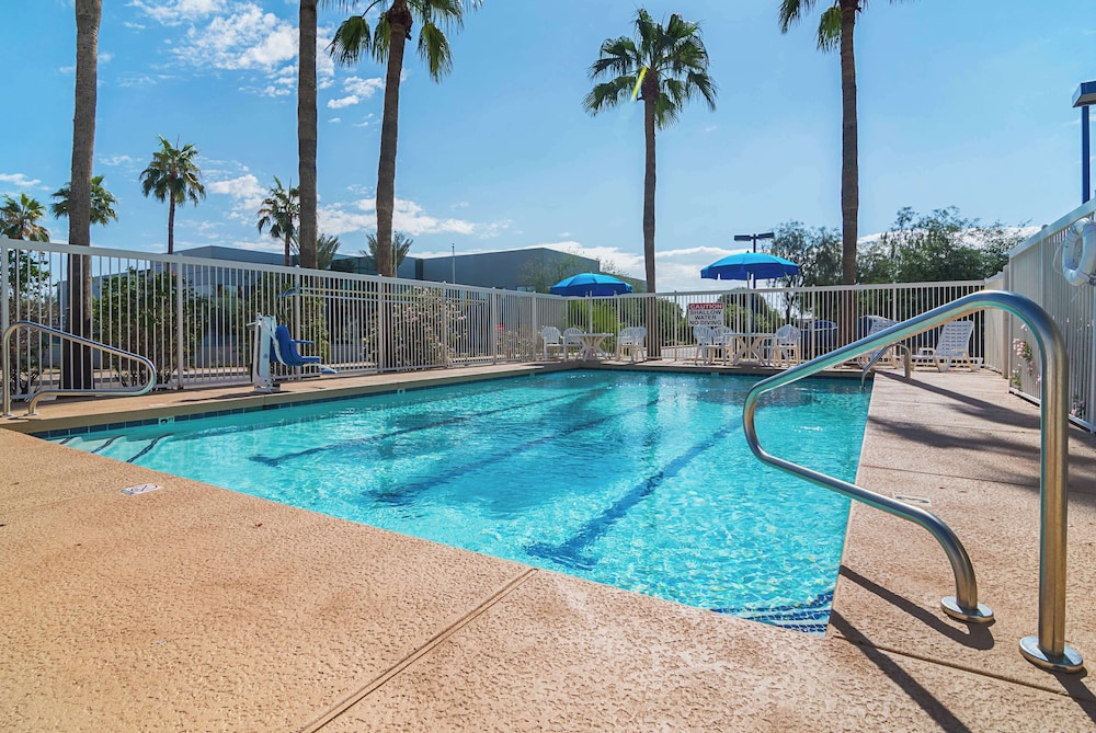 Motel6 Chandler, AZ 30/41