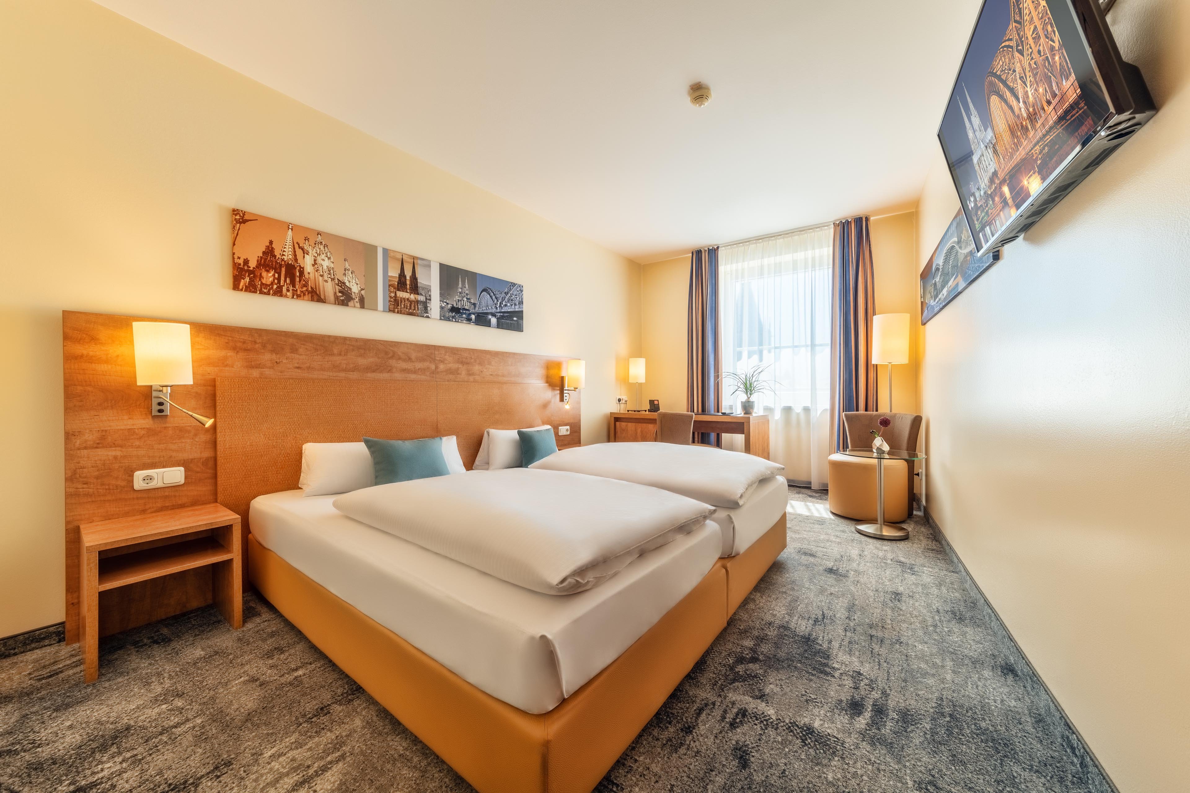 COMFORT, DOUBLE BED