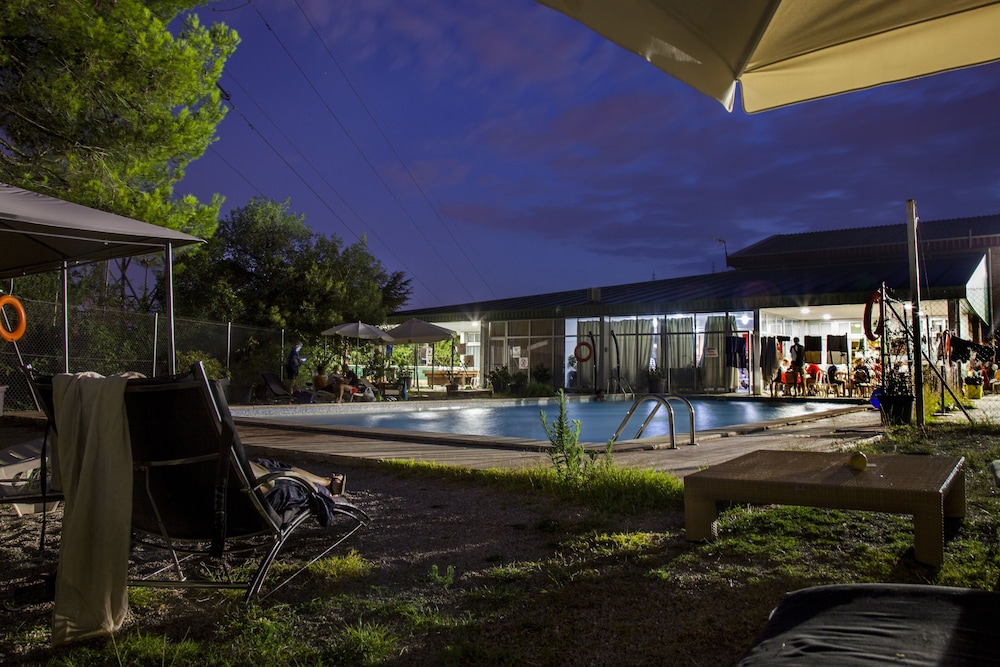 Inout Hostel 46/50