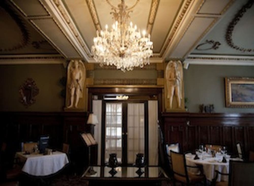restaurant-cafeteria