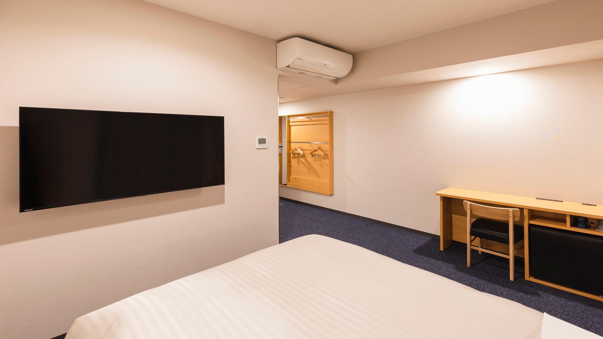 Universal, Superior, Double Bed, No View