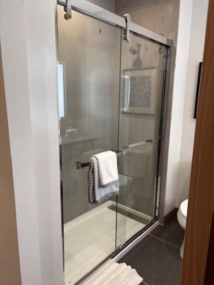 غرفة قياسية بسريرين كوين، Cambria Hotel Euless - DFW Airport South 7/8