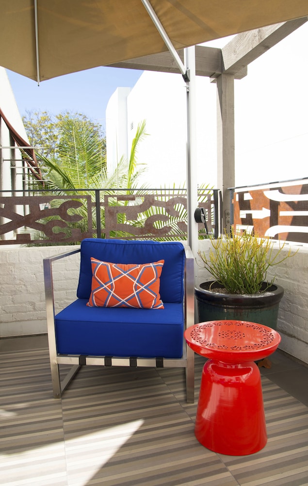 Riviera Beach House 4/58