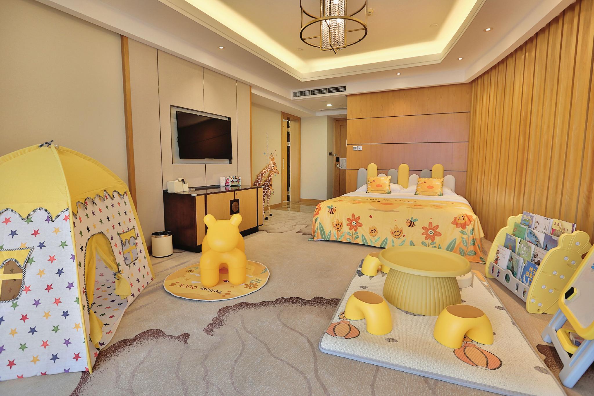 Kingworld Hotel Gui'an 16/29
