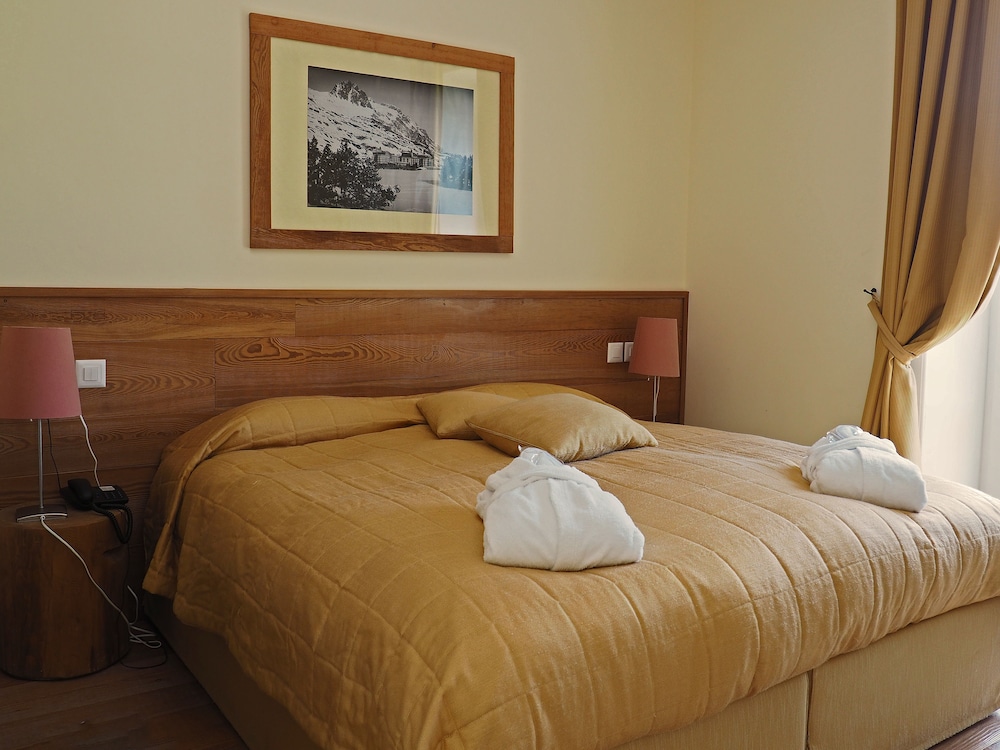 Maloja Palace 16/55