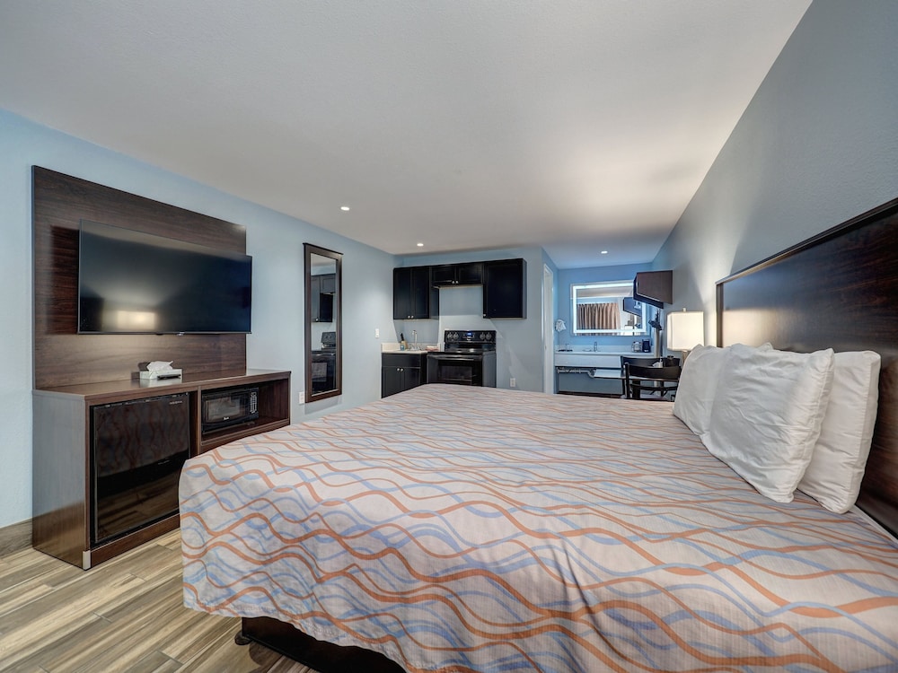 Oceans Edge Hotel, Port Aransas,TX (ex Red Roof Inn Port Aransas) 30/62