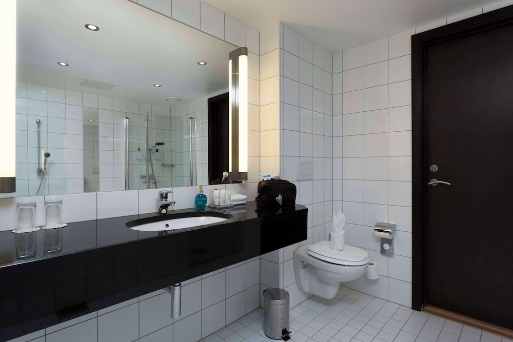 Master, Suite, King Bed