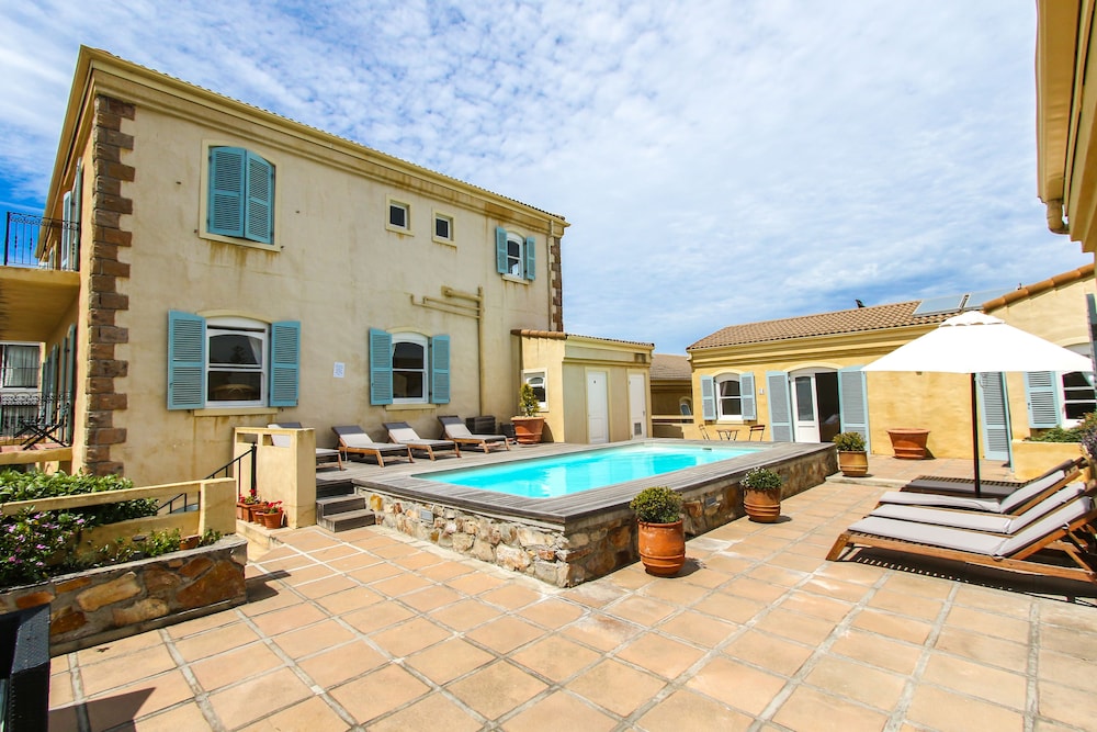 Auberge Burgundy Guest House Hermanus 6/43