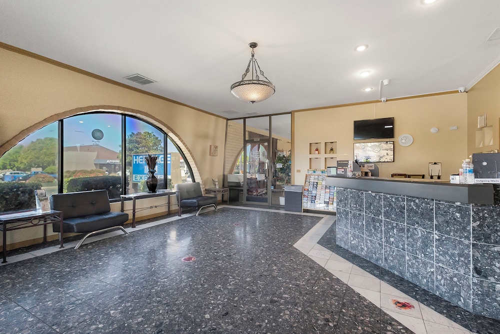 Heritage Inn Express Roseville 22/51
