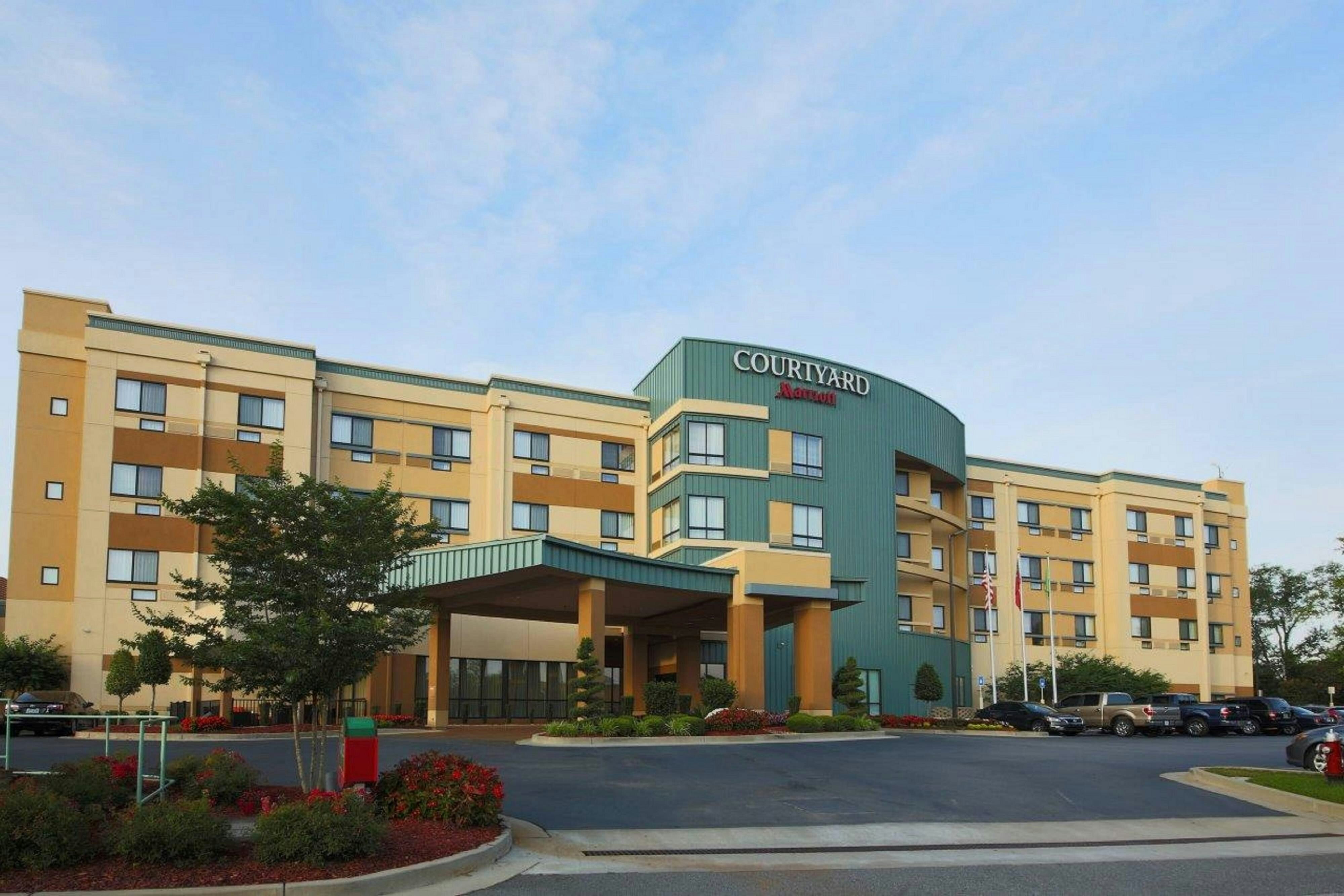 Courtyard Warner Robins 34/34