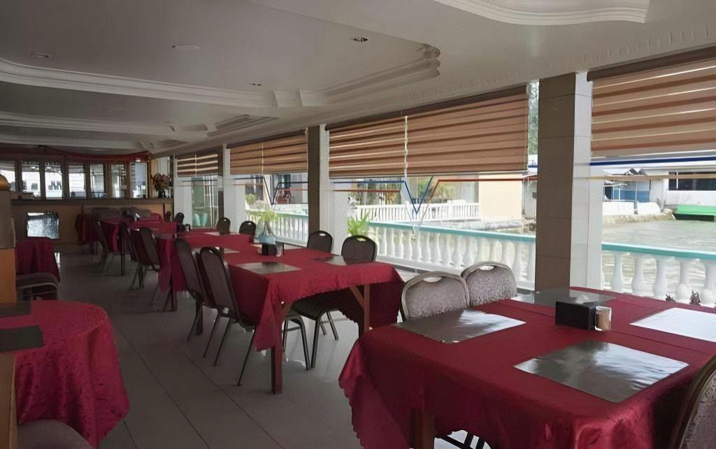 Hotel Holiday Karimun 4/7