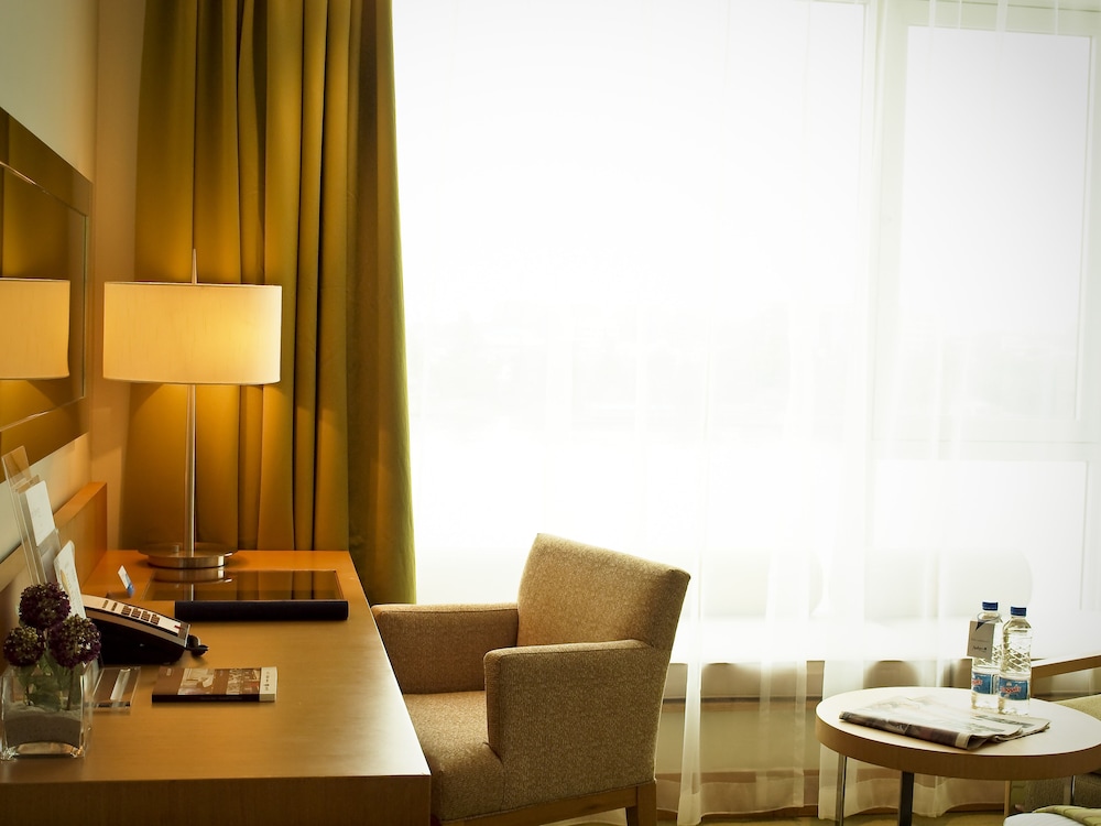 Radisson Blu Anchorage Hotel 70/84