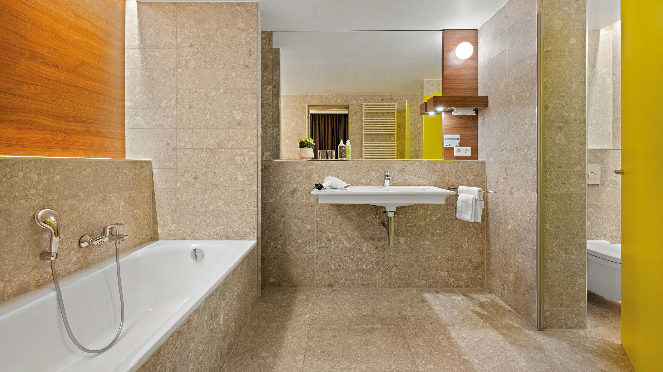 Hey Lou Hotel Monheim am Rhein 41/45