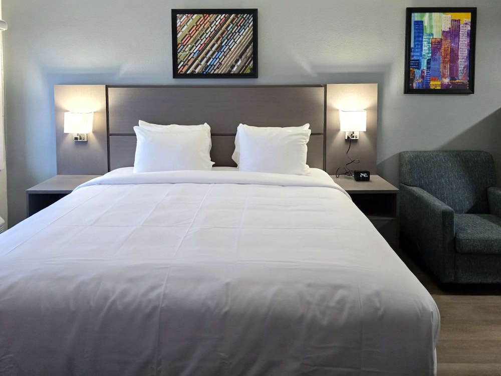 Comfort Inn & Suites Prince George - Fort Lee 22/60