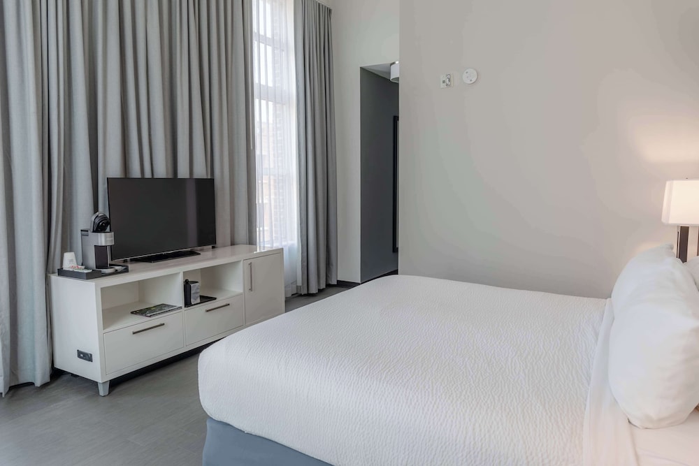 Room, King Bed, Accessible