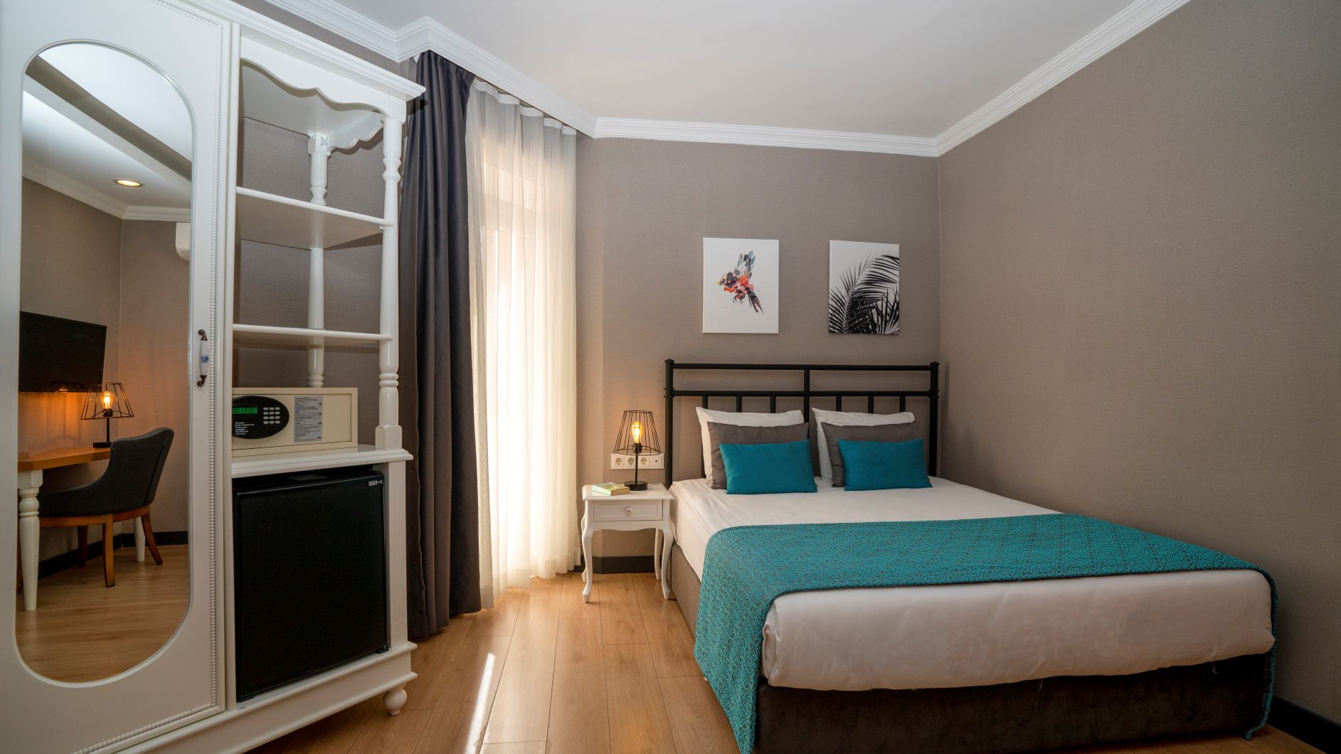 غرفة قياسية بسرير مزدوج، Azuu Boutique Hotel 5/9