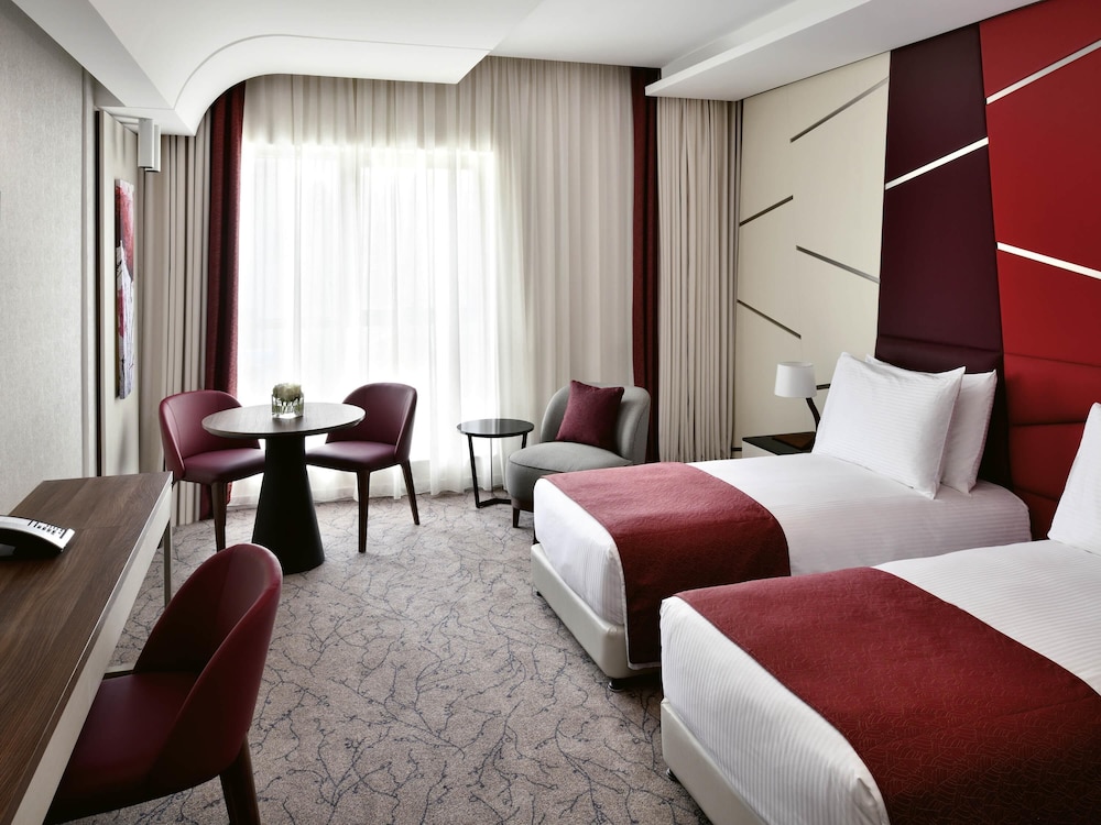 Movenpick Hotel Apartments Downtown Dubai 24/64