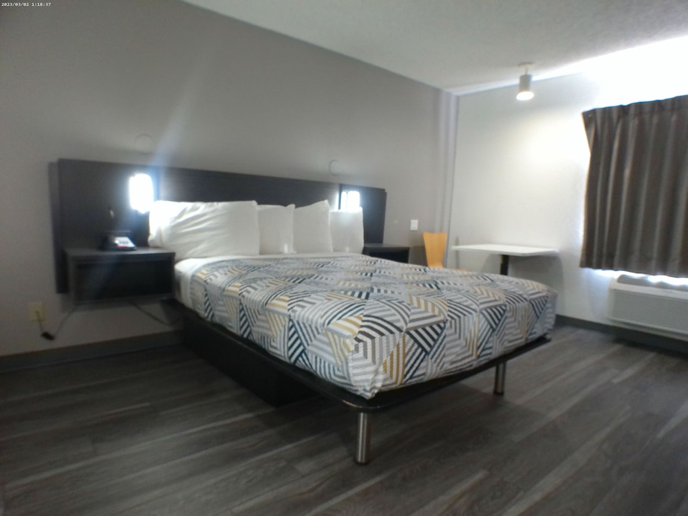 Motel6 Winslow, AZ 28/60
