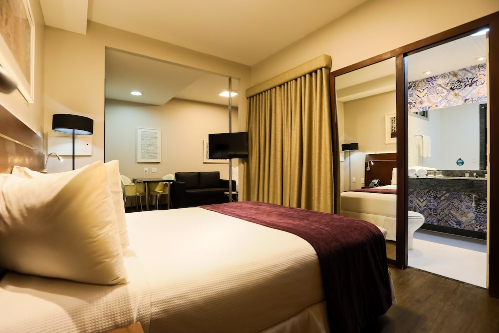 San Diego Suites Ipatinga 20/75