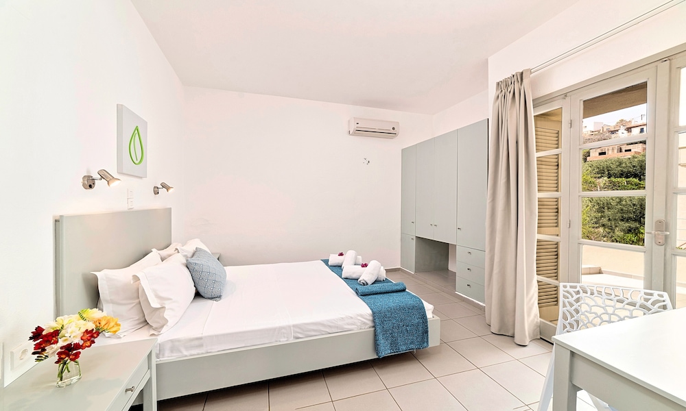 Elounda Garden Suites 11/80