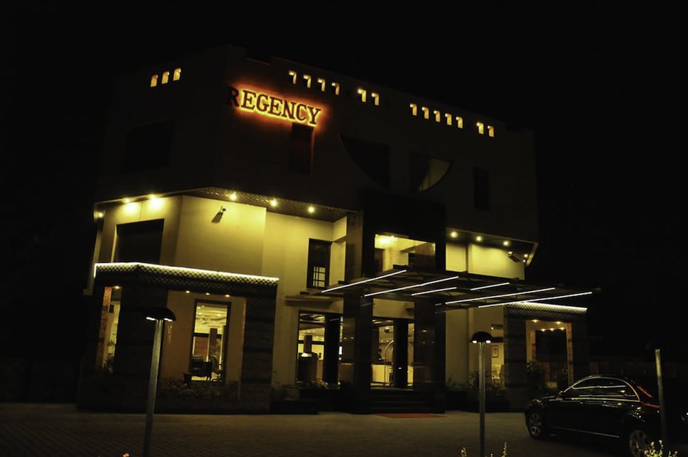グランド リージェンシー ホテル 写真1