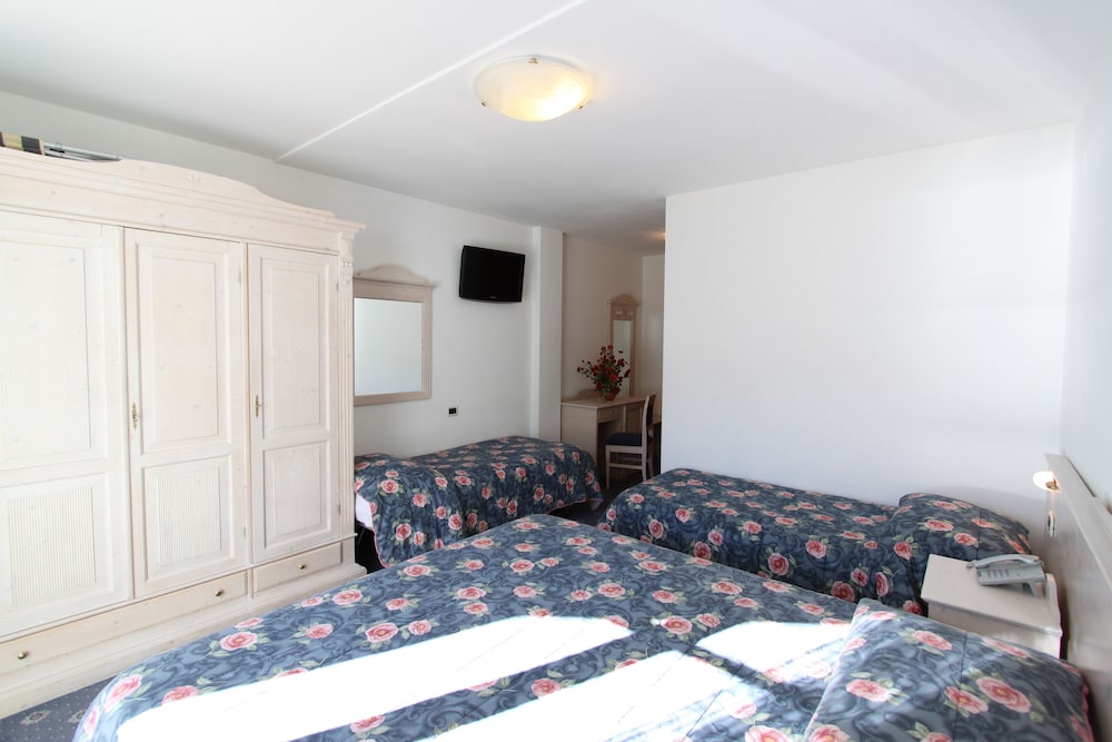 Hotel Europa 18/34