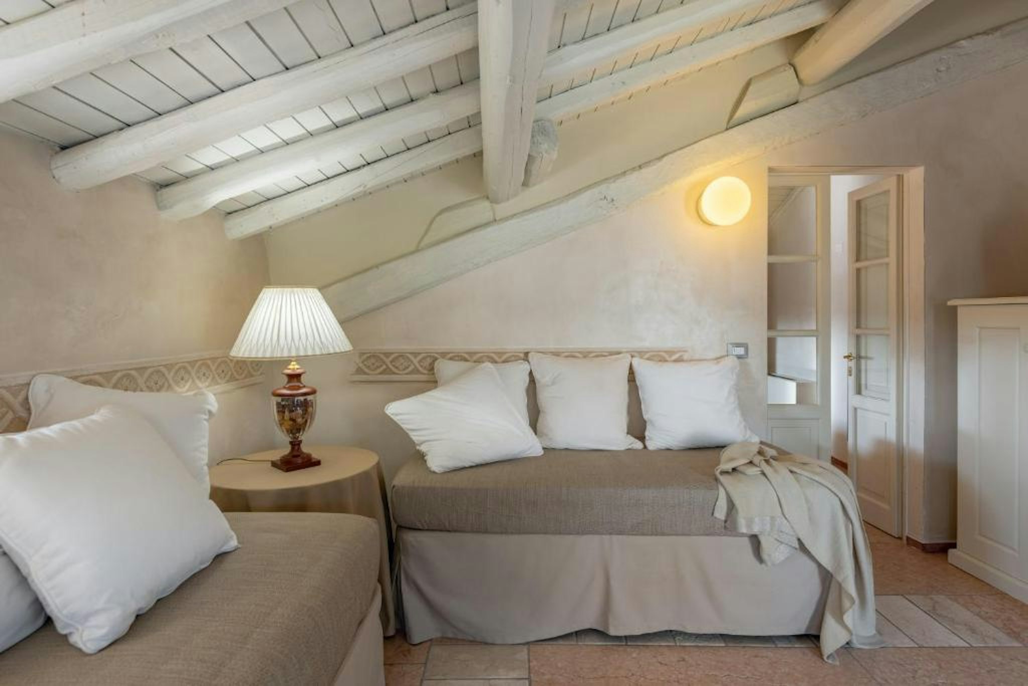 Hotel Palazzo Novello 36/64