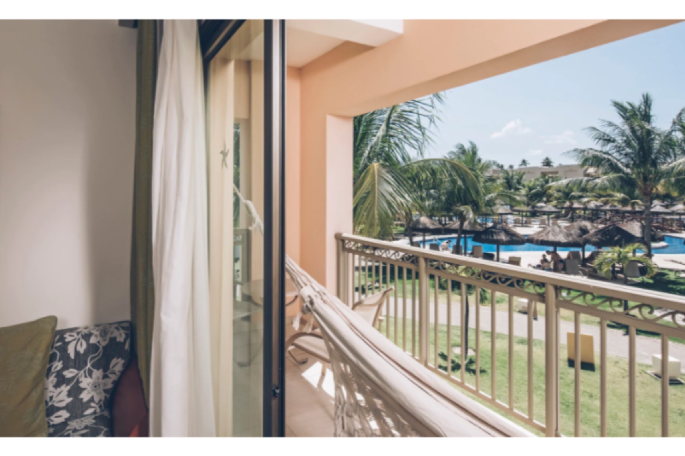 Swim Up, Junior Suite