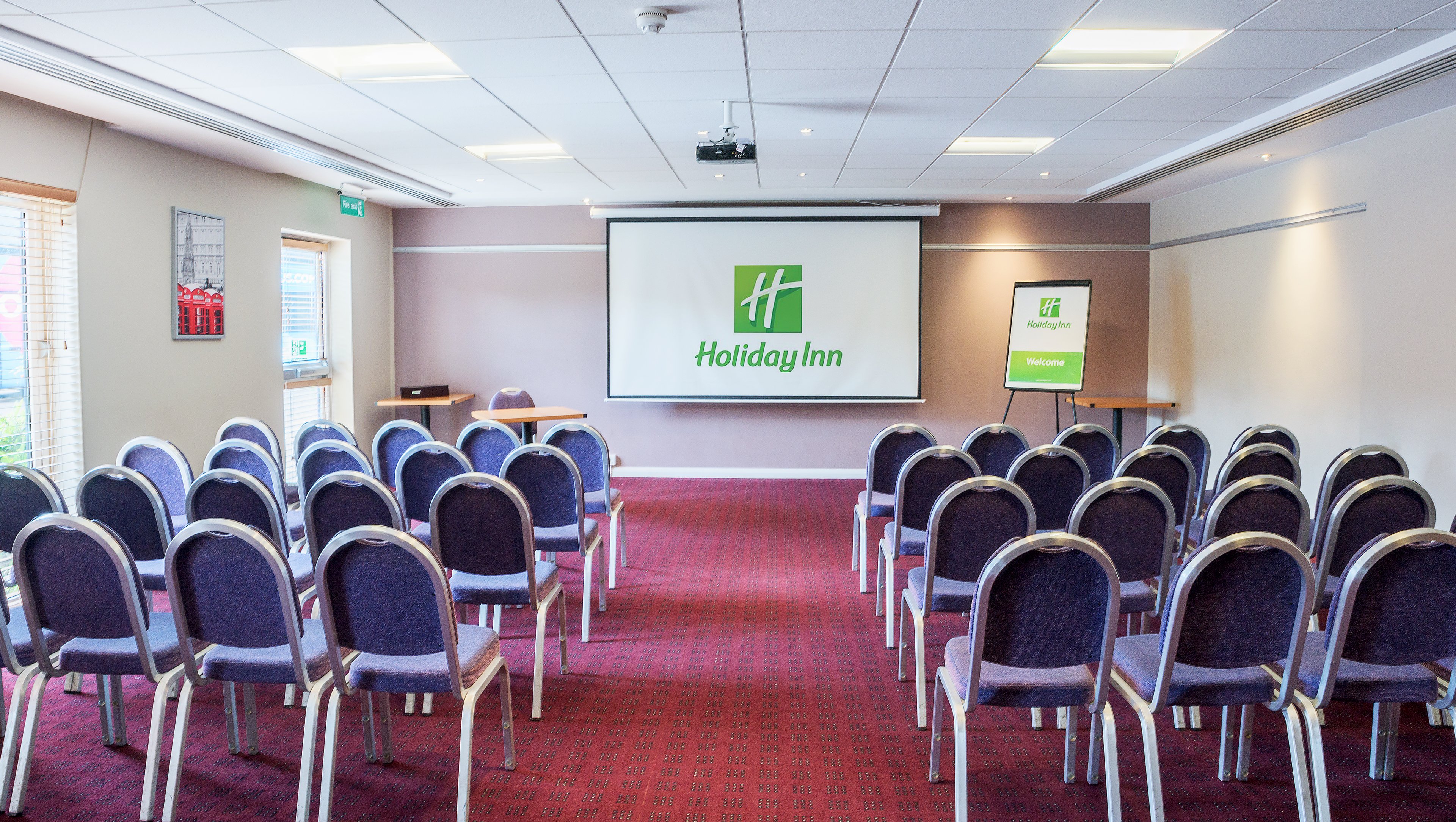 HOLIDAY INN LONDON BRENT CROSS 30/46
