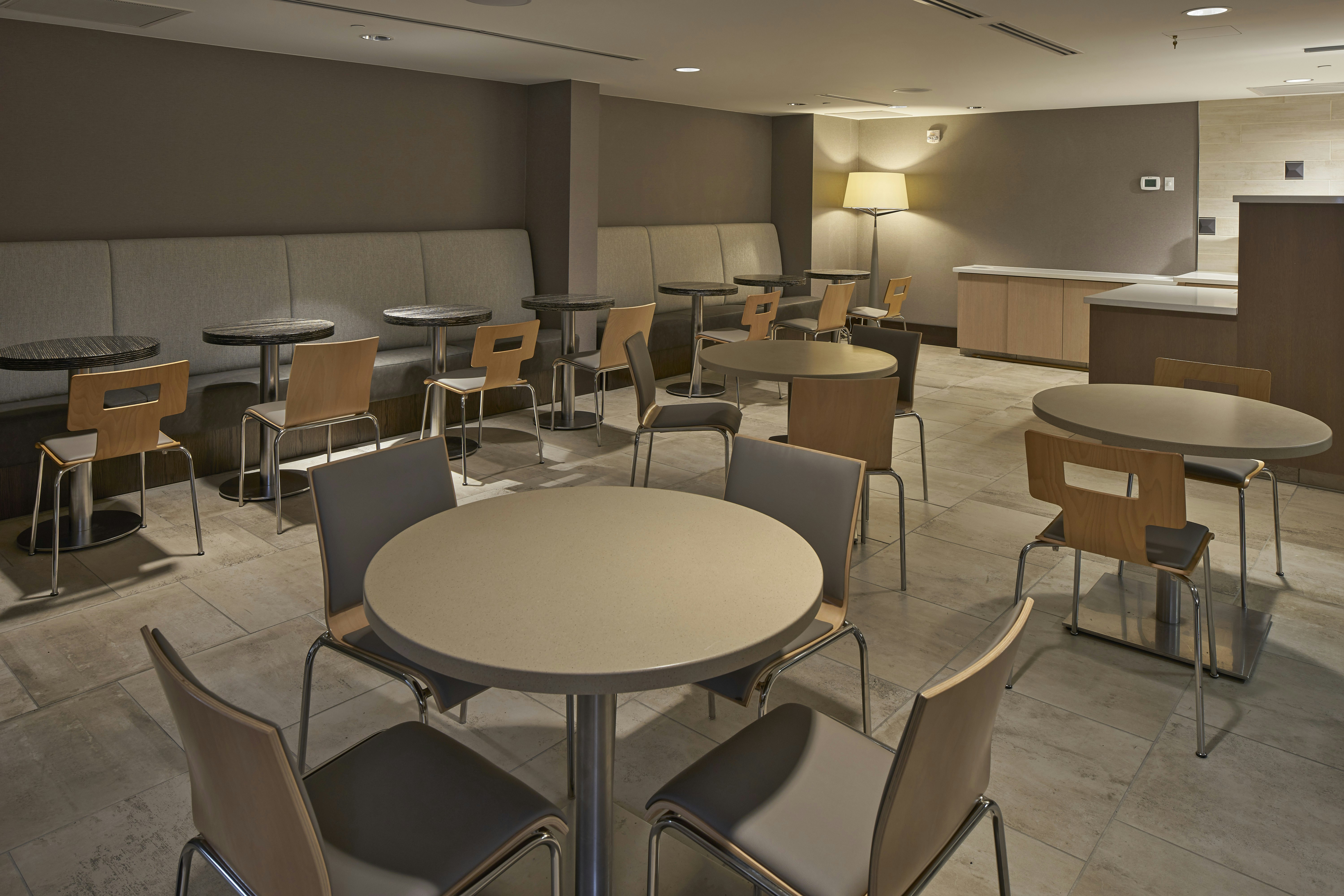 Hilton Raleigh North Hills 44/54