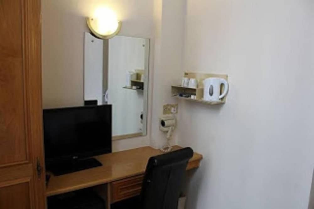 Regency Hotel Westend 26/27