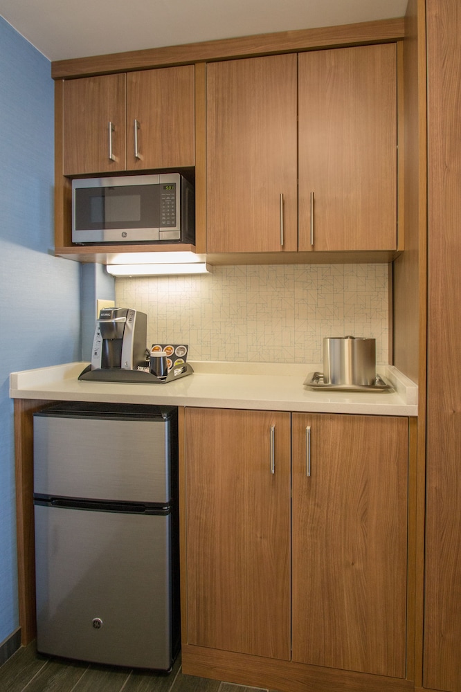 Holiday Inn Express Nags Head Oceanfront 20/62