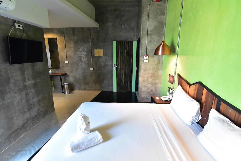 Ps Extra Hotel 23/72