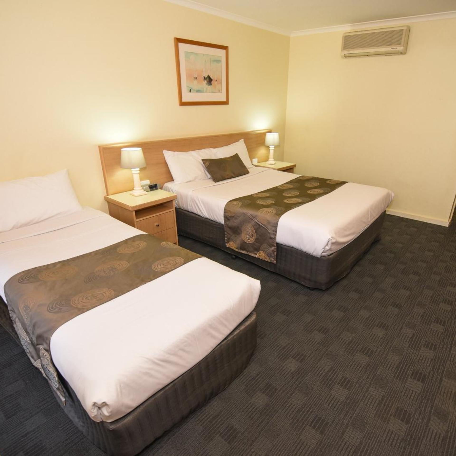 Standard, Twin Beds