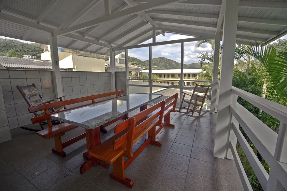 VOA Samuka Hotel 25/50