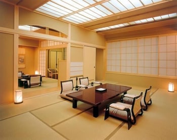 Nishiyama Onsen Keiunkan 27/40