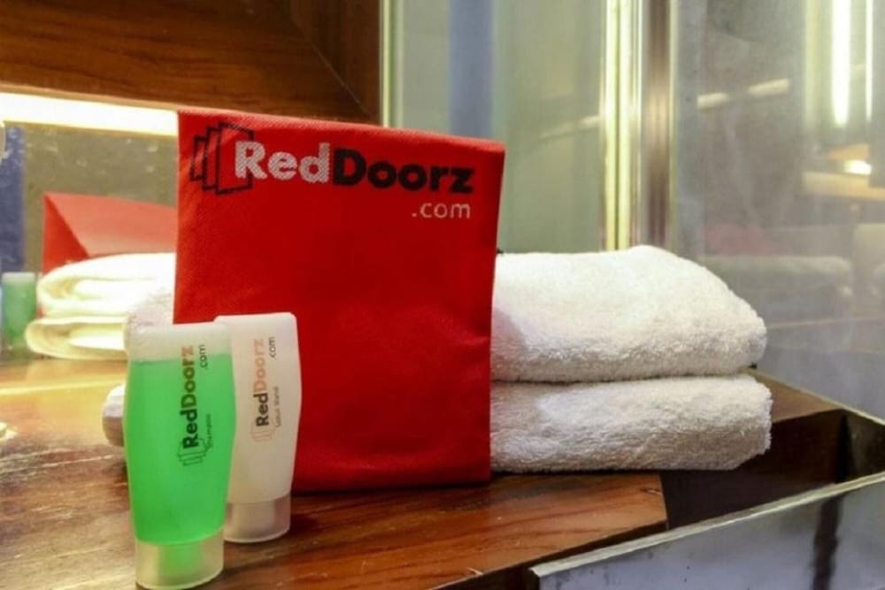 REDDOORZ NEAR CILANDAK TOWN SQUARE 20/40