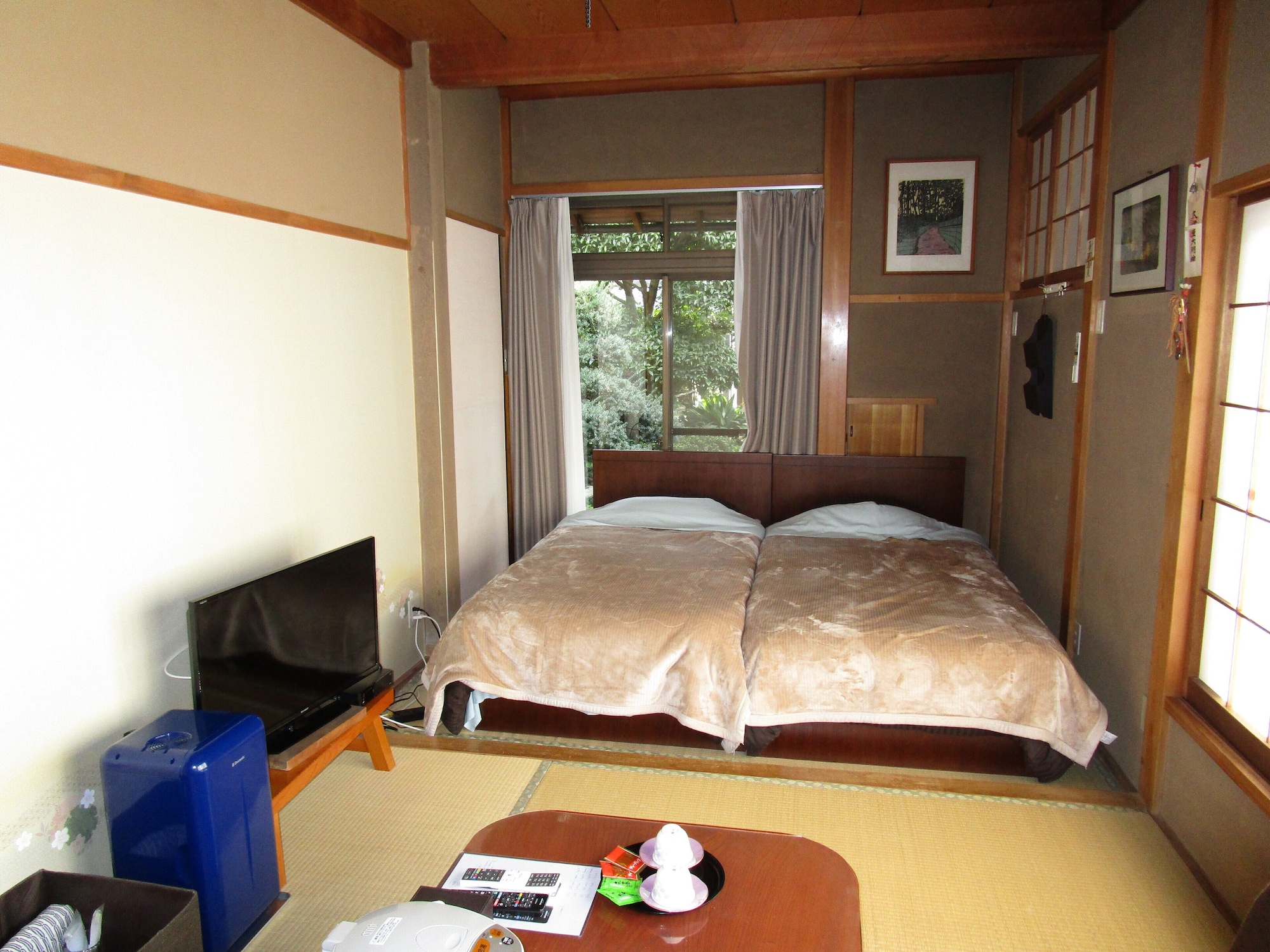 STANDARD, TWIN BEDS, GARDEN VIEW