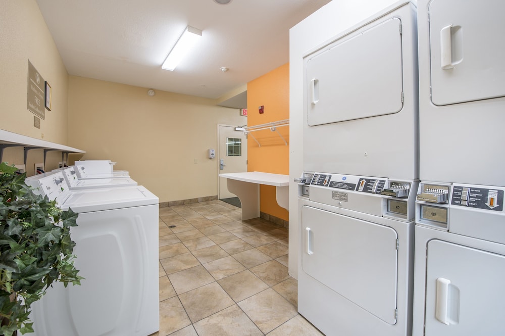 Candlewood Suites Houston Medical Center 15/72