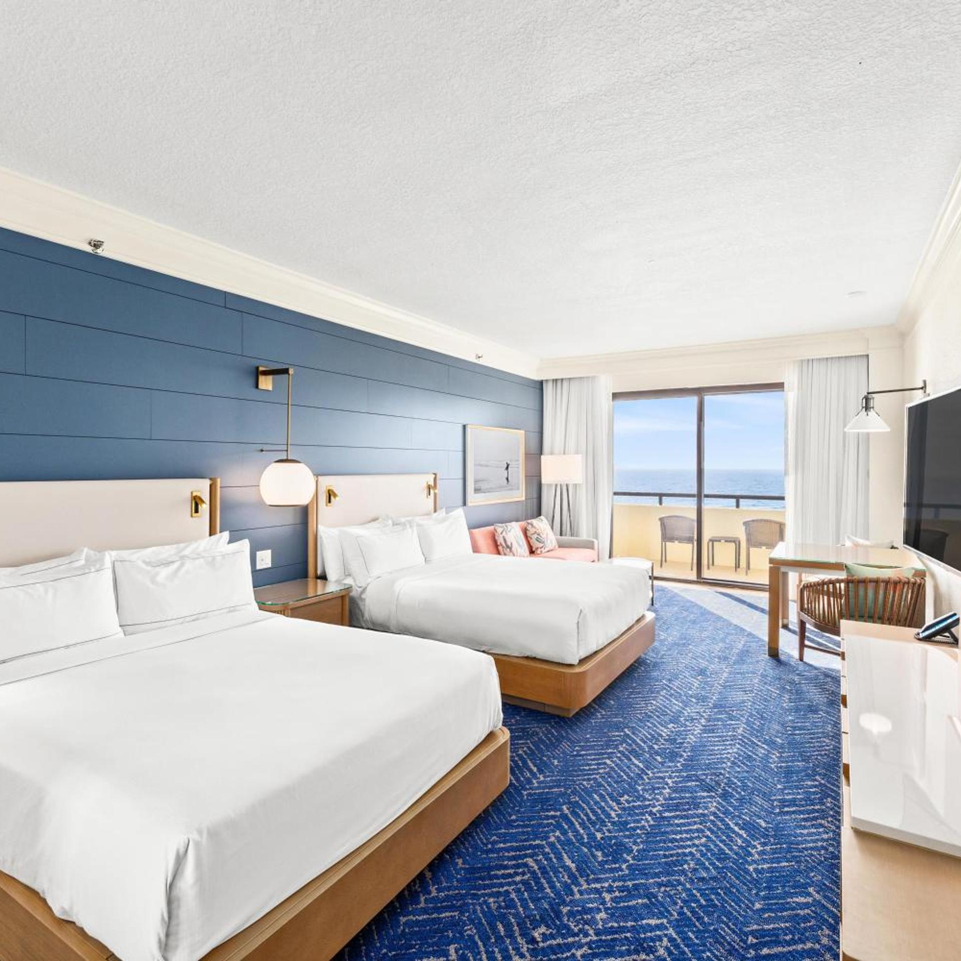 Junior Suite, Deluxe, Queen Bed, Beach Front
