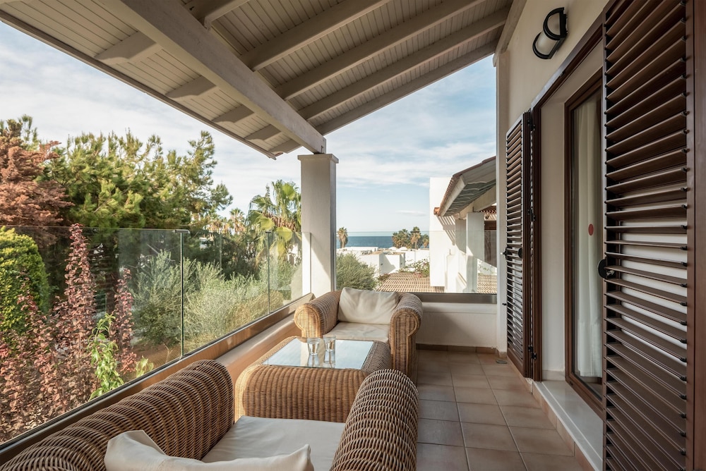 Annabelle Beach Resort 57/87