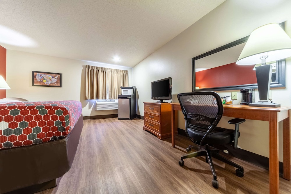Econo Lodge Sioux Center 24/43
