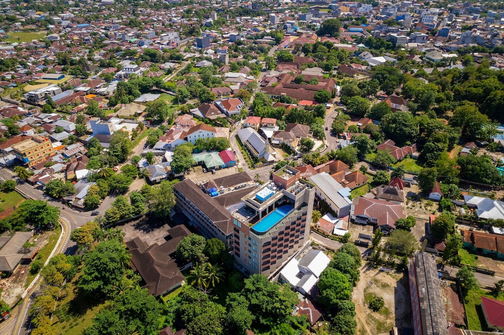 Golden Tulip Essential Belitung 54/59