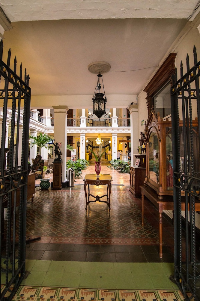 Gran Hotel de Merida 18/68